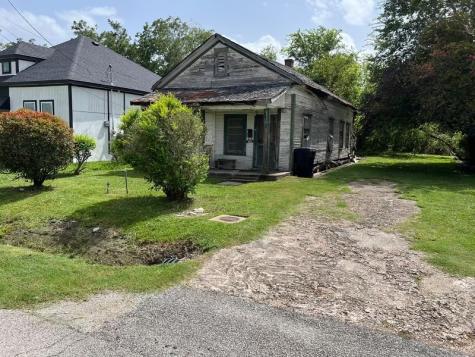 8127 Fountain Street Houston TX 77051