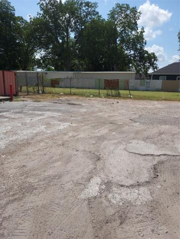 6738 W Montgomery Road Houston TX 77091