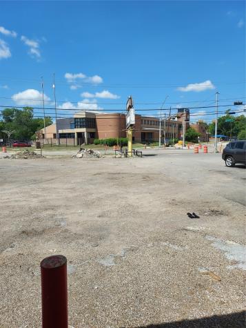 6738 W Montgomery Road Houston TX 77091