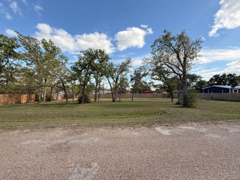 000 Shady Oaks Drive Somerville TX 77879