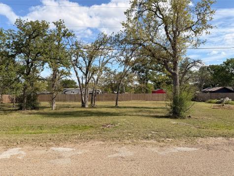 000 Shady Oaks Drive Somerville TX 77879