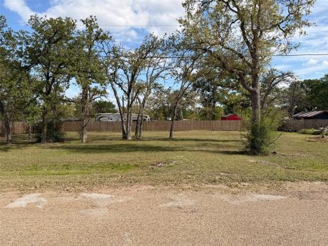 000 Shady Oaks Drive Somerville TX 77879