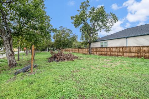 700 Rosie Street Houston TX 77091
