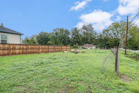 700 Rosie Street Houston TX 77091