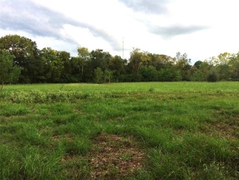 347 E Caroline Street Trinity TX 75862