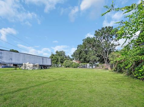 5510 Fulton Street Houston TX 77009