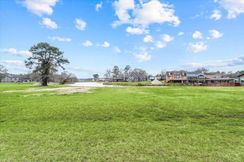 58 Wildwood Lake Drive Huntsville TX 77340
