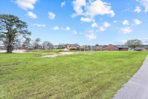 58 Wildwood Lake Drive Huntsville TX 77340