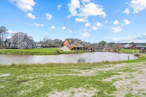 58 Wildwood Lake Drive Huntsville TX 77340