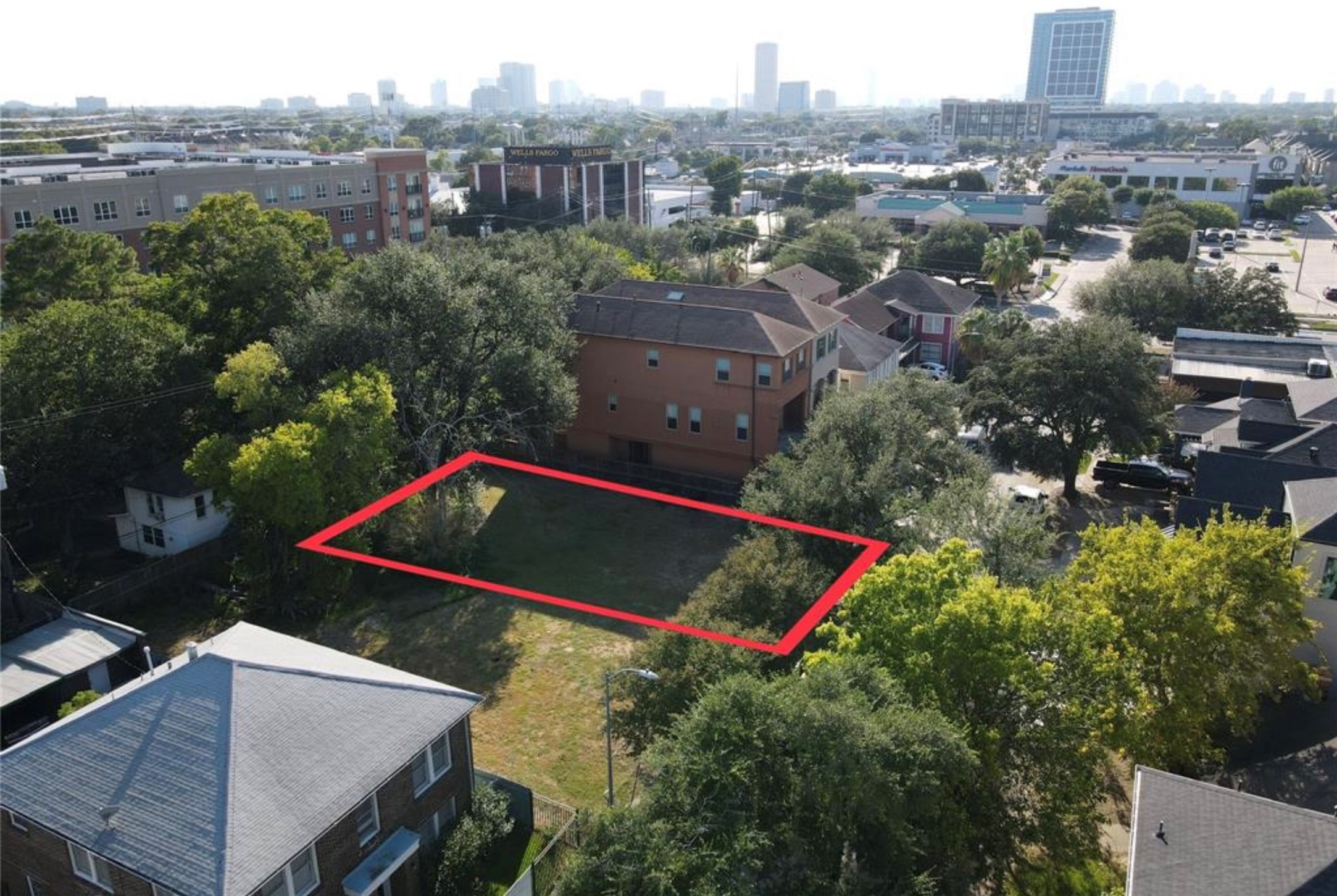 1331 W Bell Street Houston TX 77019