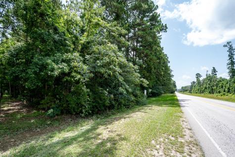000 Fostoria Road Cleveland TX 77328