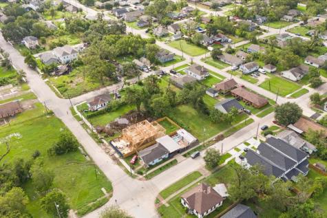 1711 Benson Street Houston TX 77020