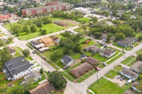 1711 Benson Street Houston TX 77020