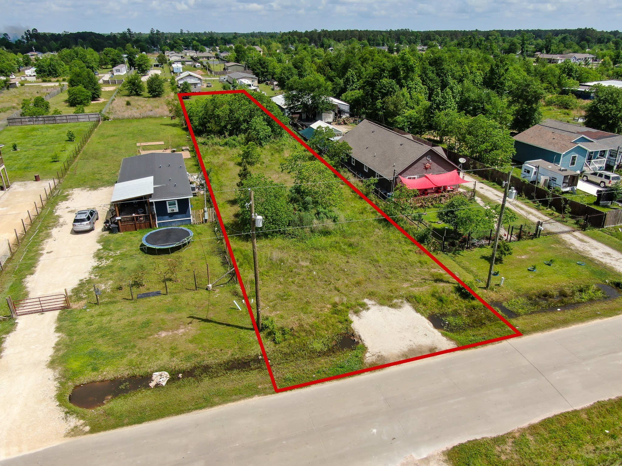 1407 County Road 3558 Cleveland TX 77327