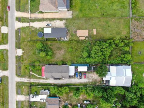 1407 County Road 3558 Cleveland TX 77327