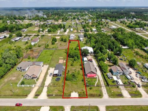 1407 County Road 3558 Cleveland TX 77327