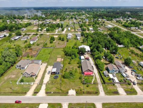 1407 County Road 3558 Cleveland TX 77327