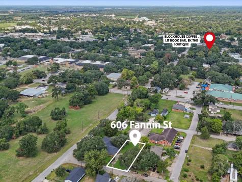 606 Fannin Street Richmond TX 77469