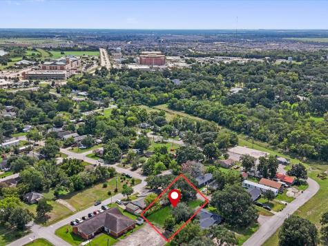 606 Fannin Street Richmond TX 77469