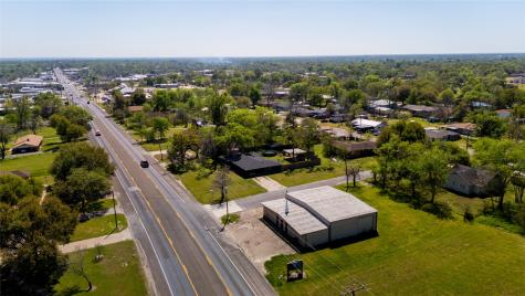 601 N May Street Madisonville TX 77864