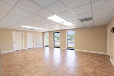 601 N May Street Madisonville TX 77864