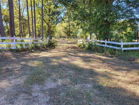 500 S Pine Lake Road Montgomery TX 77316