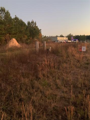212 Road 5604 Cleveland TX 77327