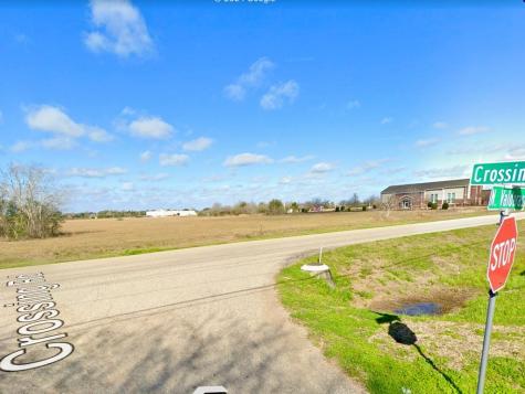 1 North Valderas Angleton TX 77515