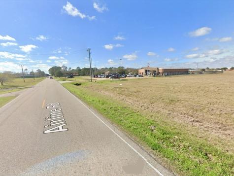 1 North Valderas Angleton TX 77515