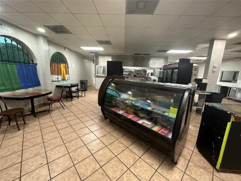 7820 Fulton Street Houston TX 77022