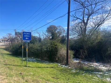 863 Highway 159 W Bellville TX 77418