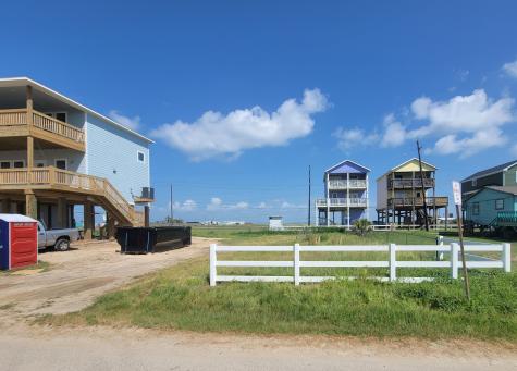 17410 Bristow Galveston TX 77554