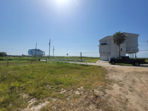 17410 Bristow Galveston TX 77554