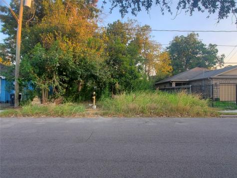 4914 Evella Street Houston TX 77026