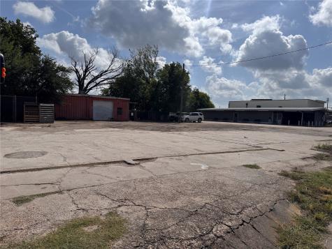 7151 Lawndale Street Houston TX 77023