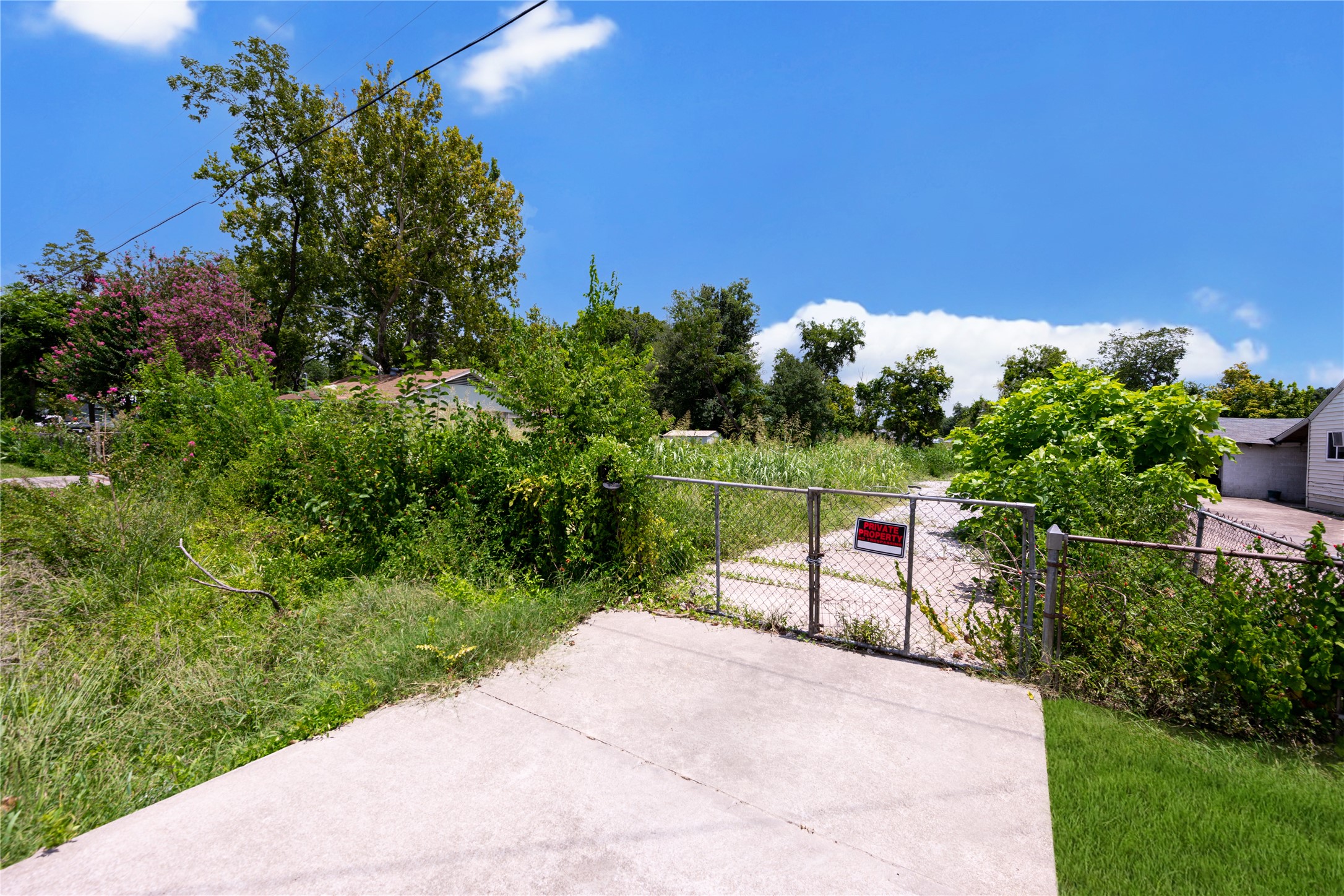 6208 Los Angeles Street Houston TX 77026