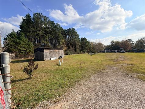 1578 County Road 3406 Cleveland TX 77327