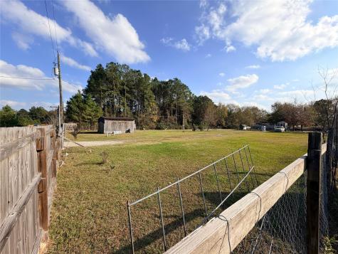 1578 County Road 3406 Cleveland TX 77327