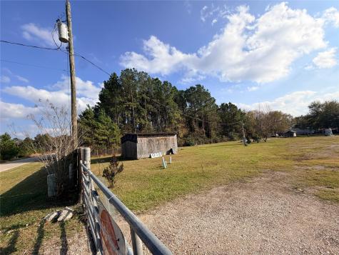 1578 County Road 3406 Cleveland TX 77327