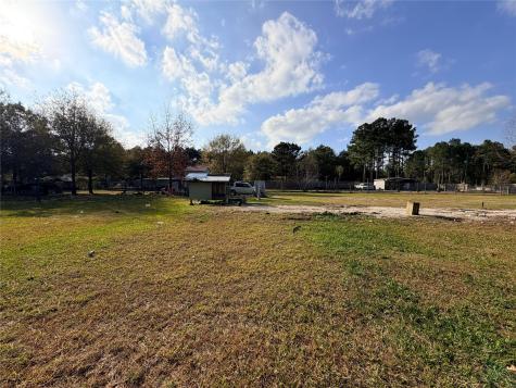 1578 County Road 3406 Cleveland TX 77327