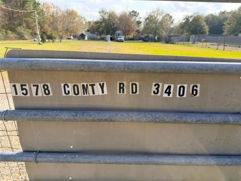 1578 County Road 3406 Cleveland TX 77327