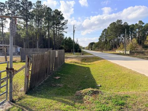 1578 County Road 3406 Cleveland TX 77327