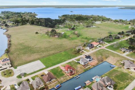 13036 Bruce Road Willis TX 77318