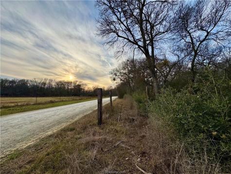 10075 River Ridge Drive Hearne TX 77859
