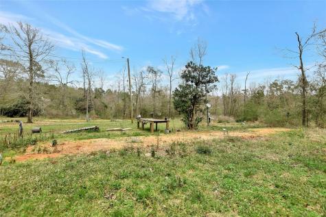 107 Bonnie Creek Coldspring TX 77331