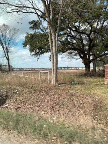 2722 E Almeda Genoa Road E Houston TX 77047