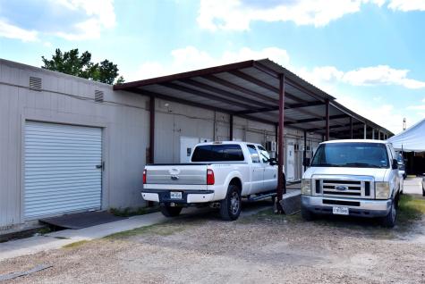 1915 Sherwood Forest Street Houston TX 77043