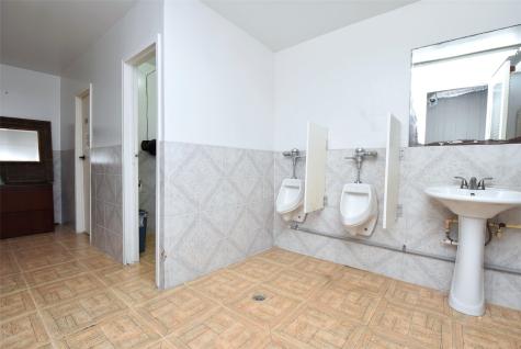 1915 Sherwood Forest Street Houston TX 77043