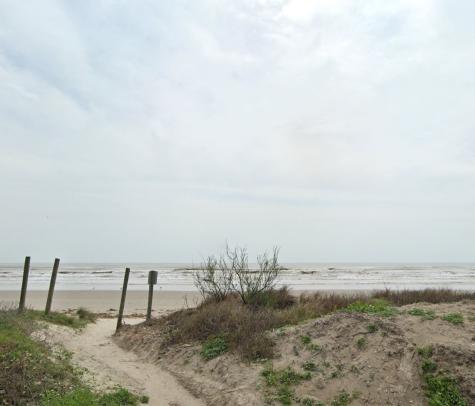 4013 Las Palmas Galveston TX 77554