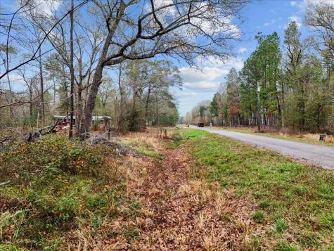 1209 County Road 2145 Cleveland TX 77327